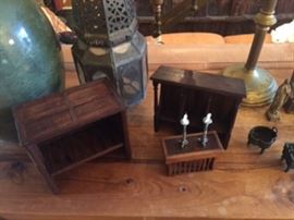 Scaled Medieval miniatures