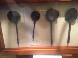 16th-17th c pewter spoons makers mark English