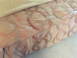 King size bed spread with matching valances
