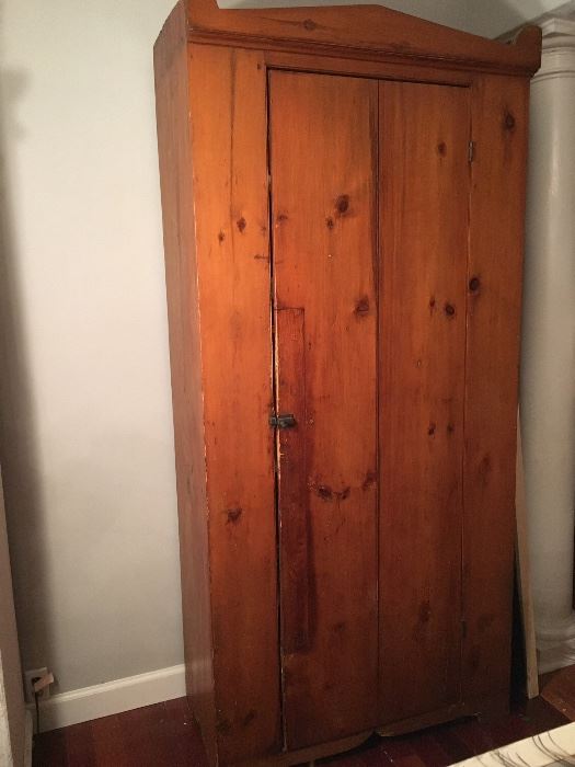 Pine Cupboard with shelves
