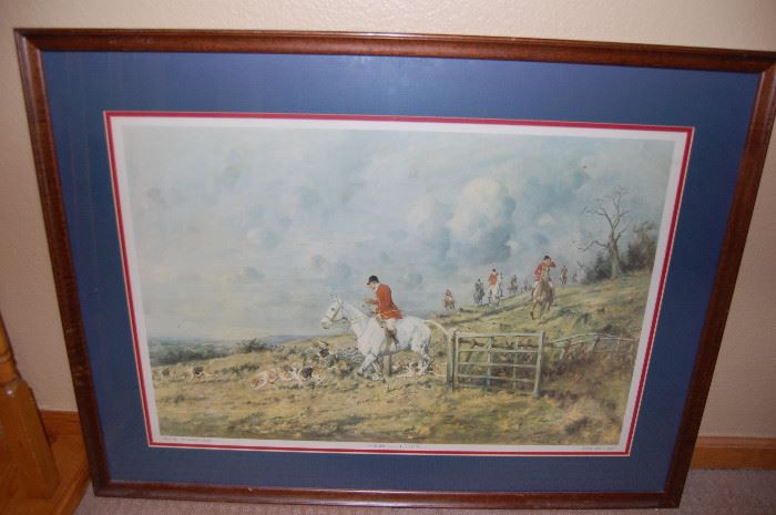 Hunt picture - several pictures of different hunting scenes in varying sizes 