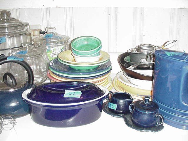 Fiesta ware plus other kitchenware