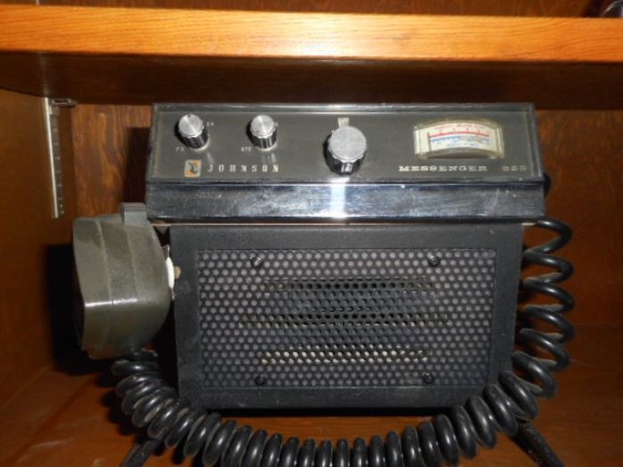 Johnson Messenger 323 CB Radio 