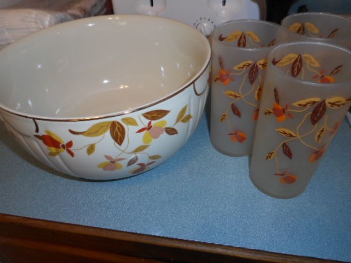 Jewel Tea utility bowl and vintage glasses
