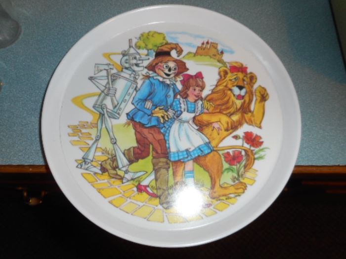 Oneida Deluxe Wizard of Oz plate