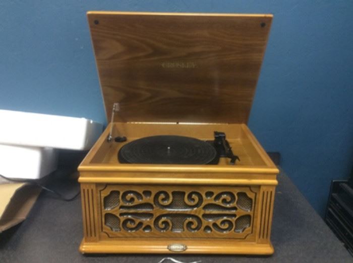 Crosley 1930s Reproduction Turntable
