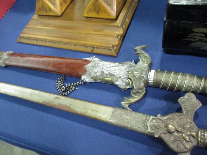 Dagger / Mini sword