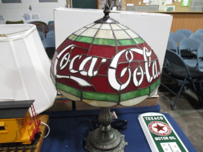 Coca cola tiffany style lamp