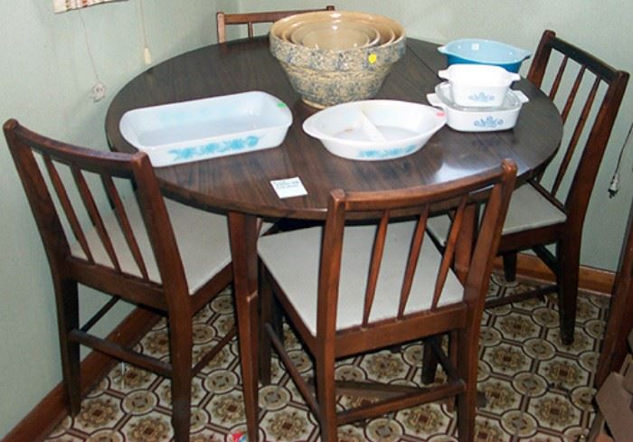 Small 1 side drop leaf table and 4 chairs, Pyrex and spongeware stacking bowl set