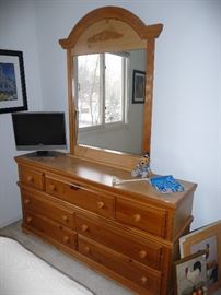 DRESSER W/MIRROR- DRAWERS NEED REPAIR