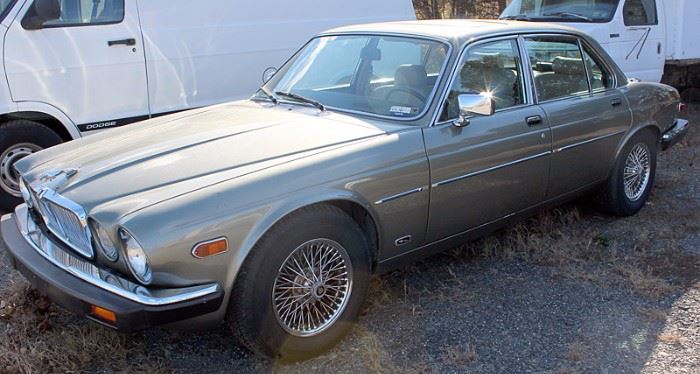 1987 Jaguar XJ6 Vanden Plas Sedan
Leather Interior; 131,169 Miles; AM/FM Stereo with Cassette; Cruise Control; Power Windows & Mirrors; Power Moonroof, and more. VIN: SAJAY1344HC473235