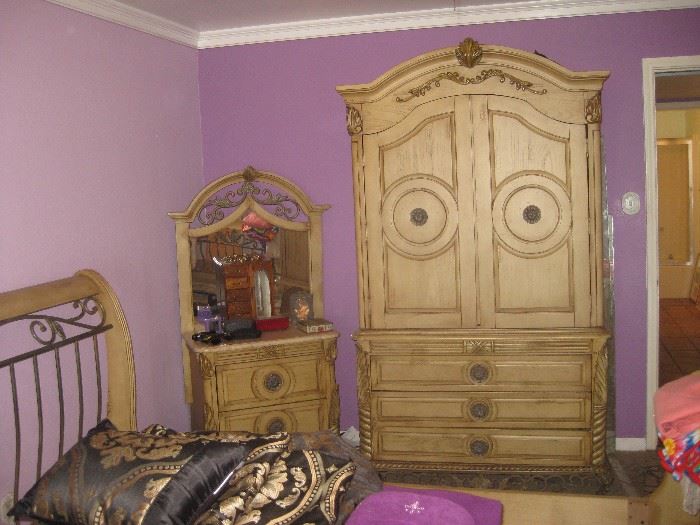 Beautiful bedroom set