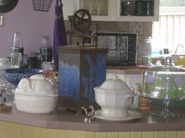 Antiques and kitchen items