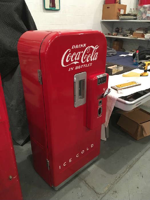 Restored Vendo 39 Coca Cola Machine