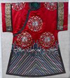 466. CHINESE EMBROIDERED ROBE