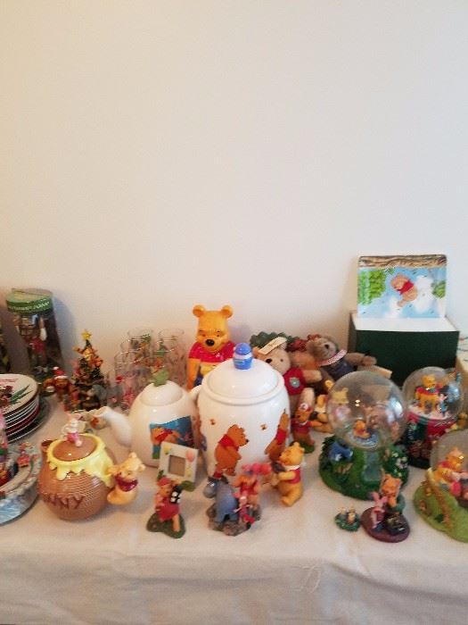 Pooh Collectibles