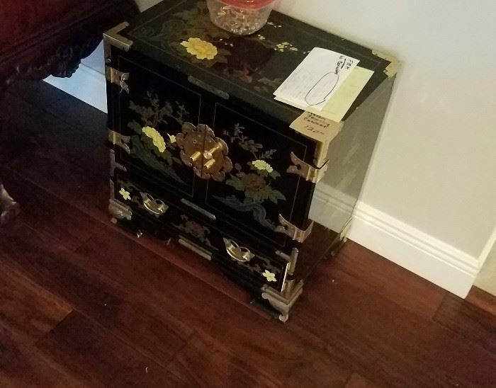 Oriental Side Table/Jewelry box