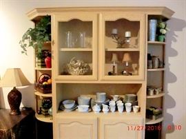 More knickknacks, china, and glassware