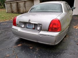 2004 Lincoln Ultimate Town Car, bids will be accepted 