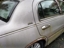 2004 Lincoln Town Car Ultimate