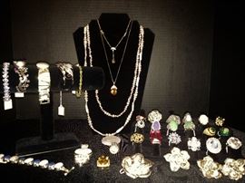 Lots of women's sterling rings, bracelets with mother of pearl and other gemstones