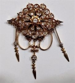 Diamond and 14k yellow gold pin