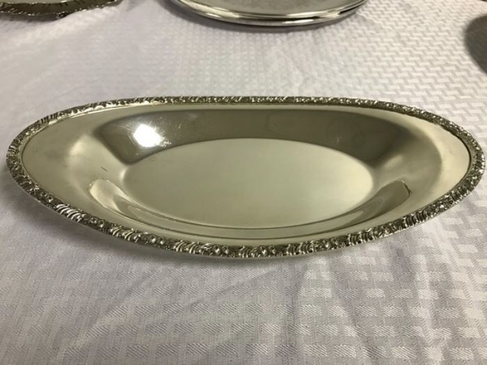 13.5" oval serving dish marked Henley Community	