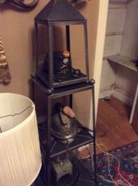 A large Oblisk Display