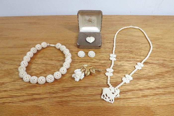 Lot of High End Vintage Carved Ivory/Bone Jewelry
