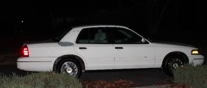 Ford Crown Victoria, 2002  only 106,000 miles