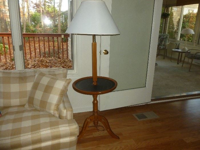 Lovely wood table with lamp and leather top