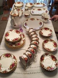 Old country roses tea set