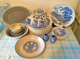 Vintage Wedgwood Countryside Transferware Dish Set