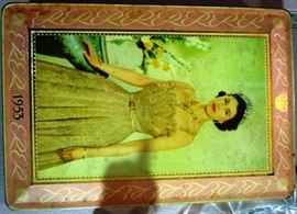 Queen Elizabeth tin