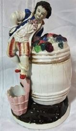 Tobacco jar