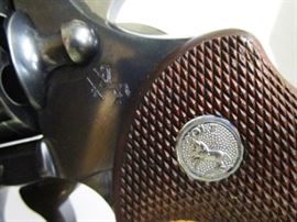 Colt .357 Magnum revolver handgrip