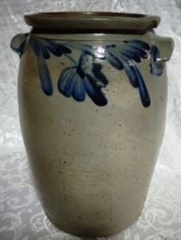 Ovoid 2 gallon crock w/ blue