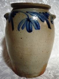 1 Gallon ovoid blue decorated crock