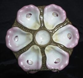 Oyster plate - signed