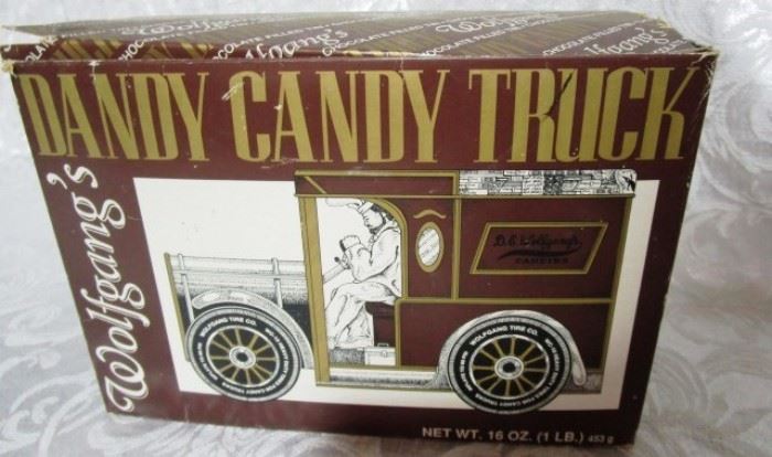 Wolfgang candy - tin truck in box