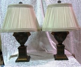 Lionhead table lamps