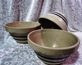Set of early kitchen bowls