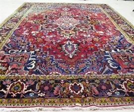 Large Heriz room size rug