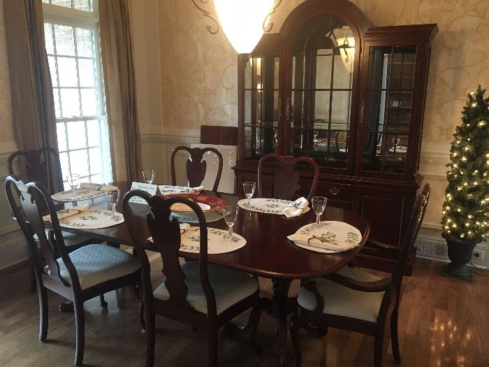 Queen Anne dining room set (table with two leaves, 6-chairs (2 are arm chairs), china cabinet and serving buffet)