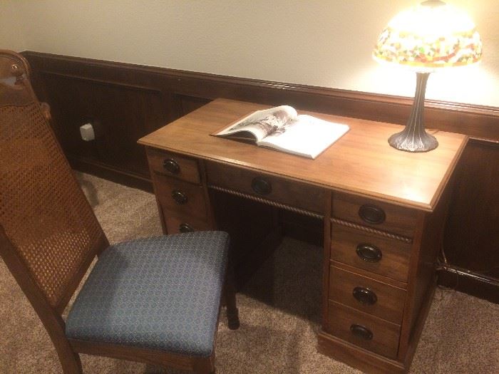 vintage desk, chair, tiffany style lamp
