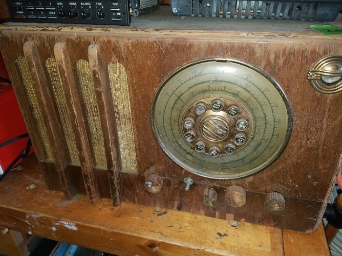 Vintage Radio 