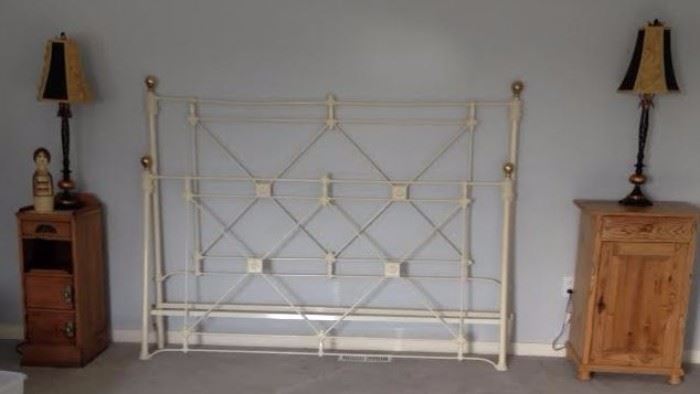 King metal bed frame, side cabinets and lamps