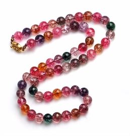 40. TORMALINE BEAD NECKLACE碧璽項鍊Featuring fifty-nine beads of colorful tourmaline beads with a golden clasp. 87g  L:11 1/2in
59 BEADS 1cm
