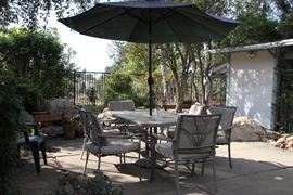 Patio set with Umbrella