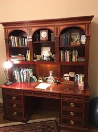 Hekman executive hutch